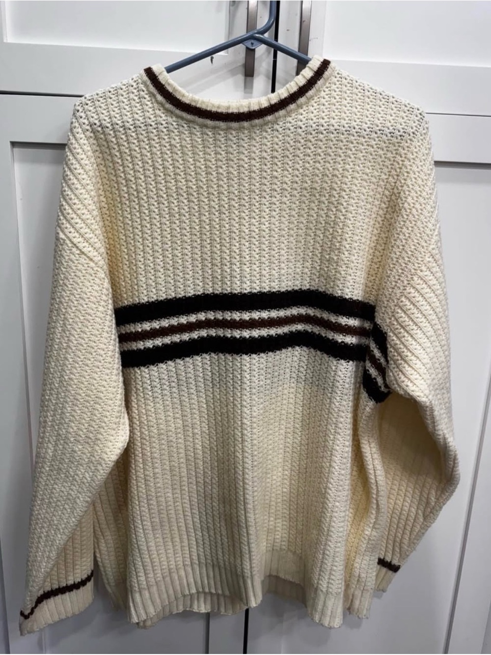 VINTAGE 80’s Men's Cream Knit Sweater with Brown Stripe